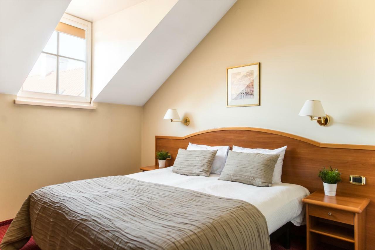 The Old Town Apartment 310 By Urban Rent วิลนีอุส ภายนอก รูปภาพ